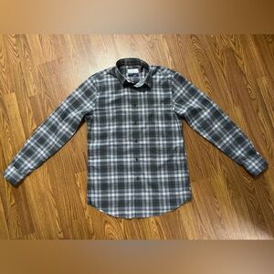Modern Ambition men’s small shirt, plaid, lightweight button down, grey white